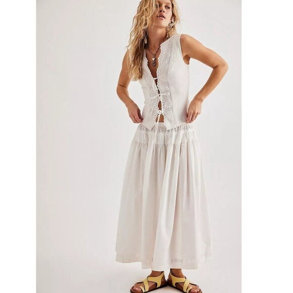 free people Dresses & Skirts - new FREE PEOPLE eyelet gesibelle eyelet midi skirt xs m white